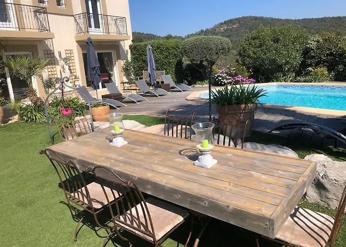 Feriehus Tres Belle Maison Piscine Chauffe 210m2 Climatise