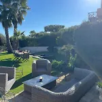 Prázdninový dům Tres Belle Maison Piscine Chauffe 210m2 Climatise