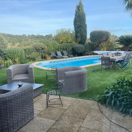 Très Belle Maison Piscine Chauffé 210m2 Climatisé *